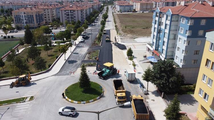 Buhara 5. caddede asfalt tamamlandı