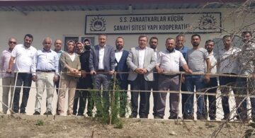 Zanaatkarlar kooperatifine övgü
