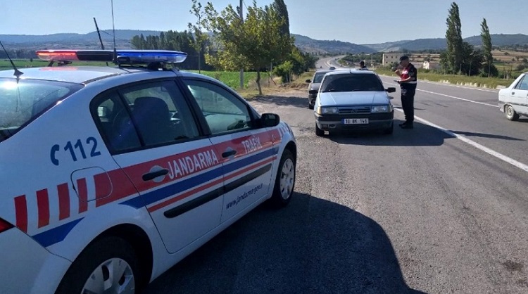 Tarihi eserleri satamadan yakalandılar