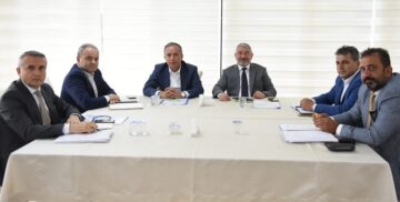 Belediye yönetimi ile hizmet istişaresi