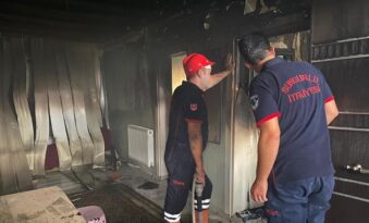 Ev yangınında maddi hasar oluştu