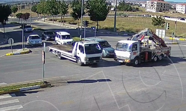 Üzücü kaza mobesa kamerasında