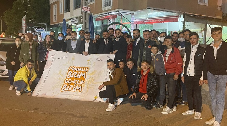 Gençlerin partisi Ak partidir