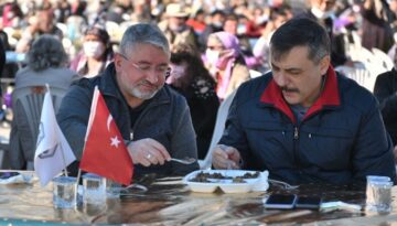 Şükür lokması etkinliğine katıldılar