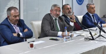 Başkan muhtarlarla bir araya geldi