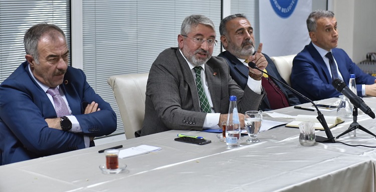 Başkan muhtarlarla bir araya geldi