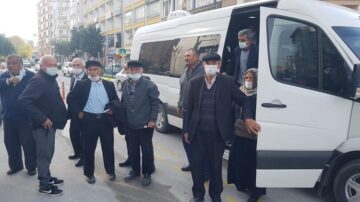 Şikayet ettikleri Başkan yardım etti!