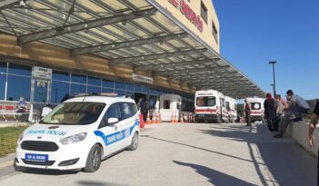 İnşaattan düşerek ağır yaralandı