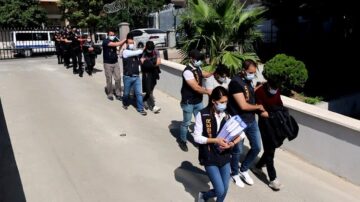 Sanal Jigolo sitesiyle büyük vurgun