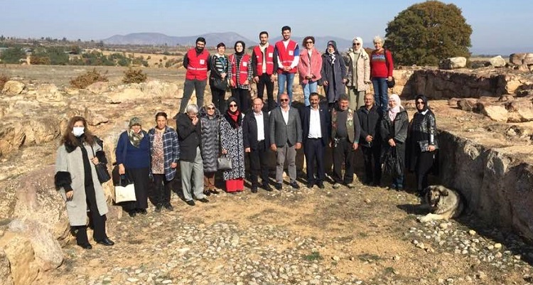 Kızılay yönetimi Ortaköy’ü gezdi