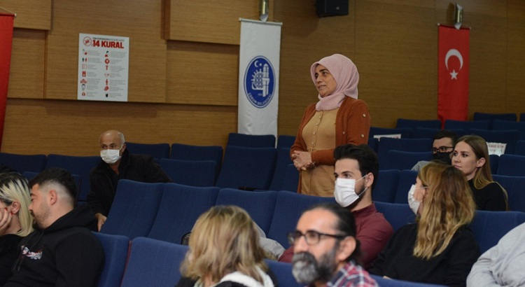 Gönüllülerine hayvan koruma eğitimi