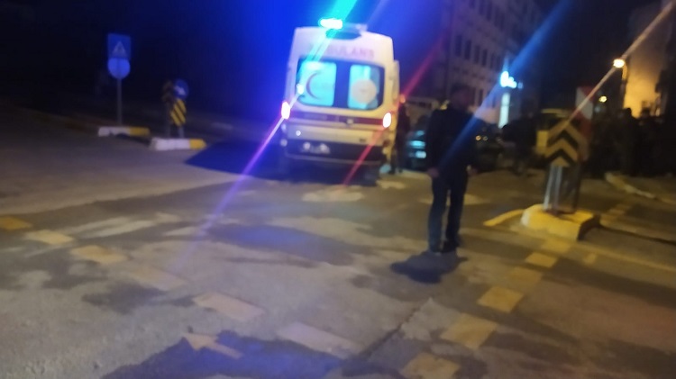 Motosiklet kazası ucuz atlatıldı