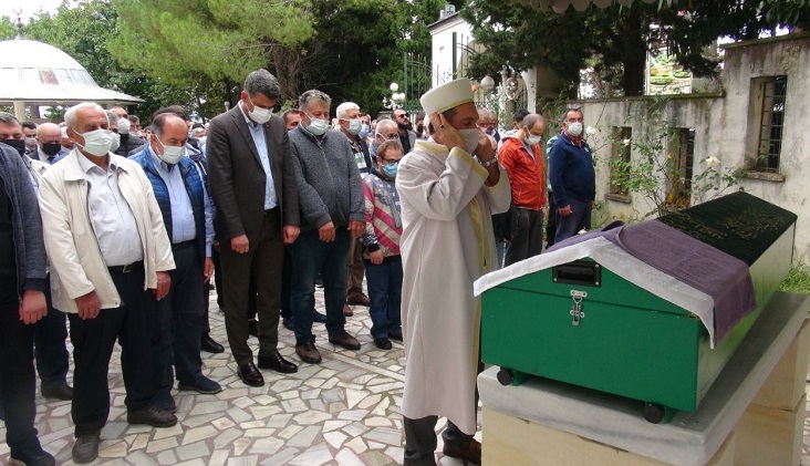 Korona virüs 3 can daha aldı