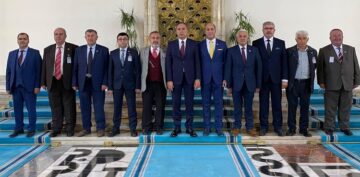Merkez muhtarlarından meclise ziyaret