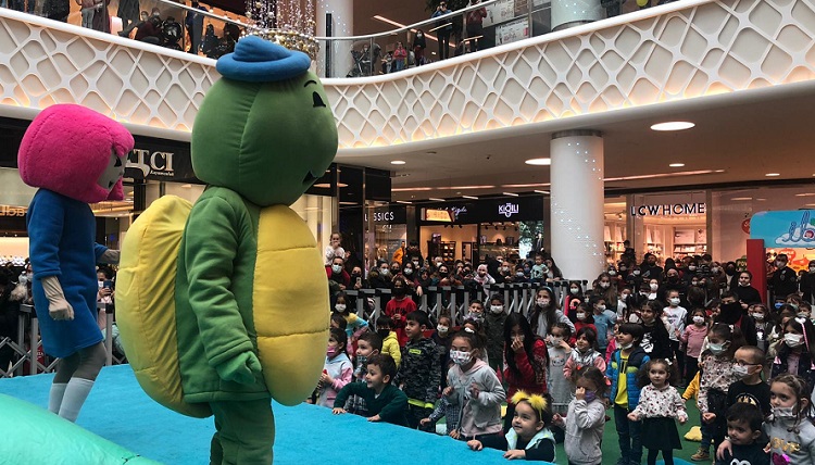İbi AHL Park’ta çocuklarla buluştu