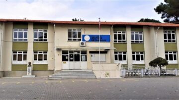 Okulun yerine ticaret merkezi açılacak