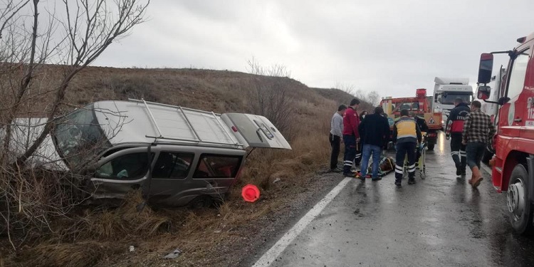 Zincirleme kaza! 6 kişi yaralandı