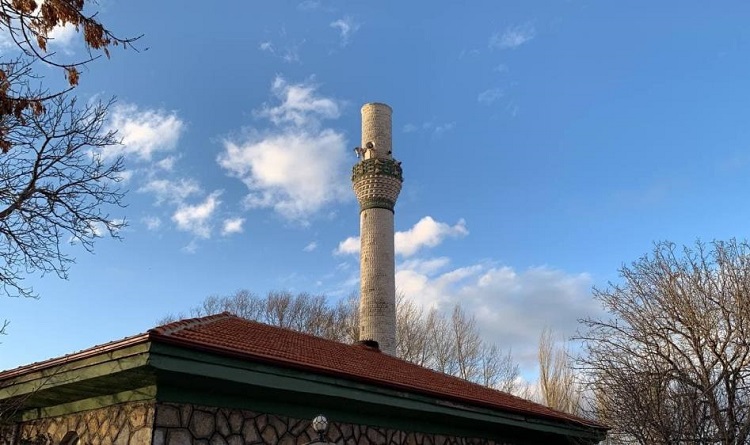 Çorum’da fırtına minare yıktı!