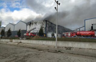 Çorum’da yağ fabrikası yandı!