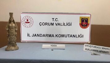 Tarihi eserleri satamadan yakalandı