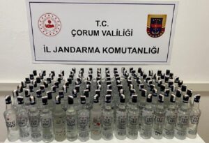Bandrollü sahte rakı ele geçirildi