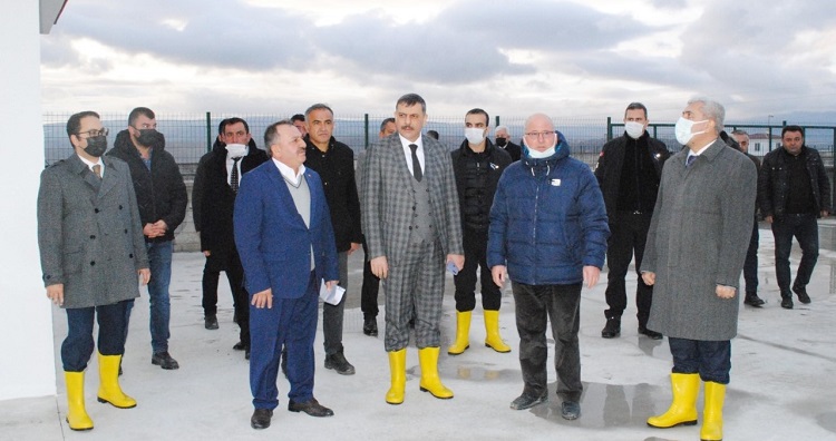 Vali Çiftçi’den Zanaatkarlar’a övgü