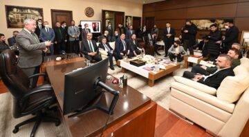 Kandemir’den Başkan Aşgın’a övgü
