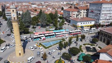 Binlerce kişinin gönlüne dokundular