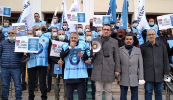 Öğretmenlik meslek kanunu eylemi