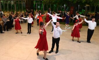 Dans gösterileri hayran bıraktı
