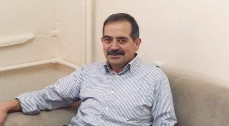 Sevilen doktor virüse yenildi!