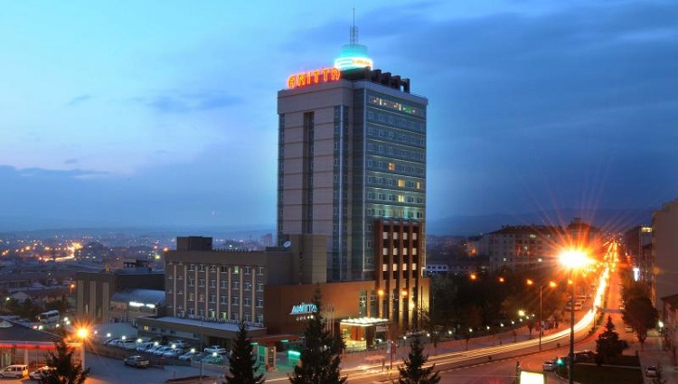 Anitta otel açık artırma ile satıldı