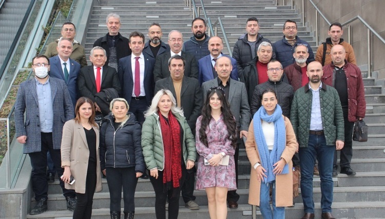 Çalışan gazeteciler gününü kutladılar
