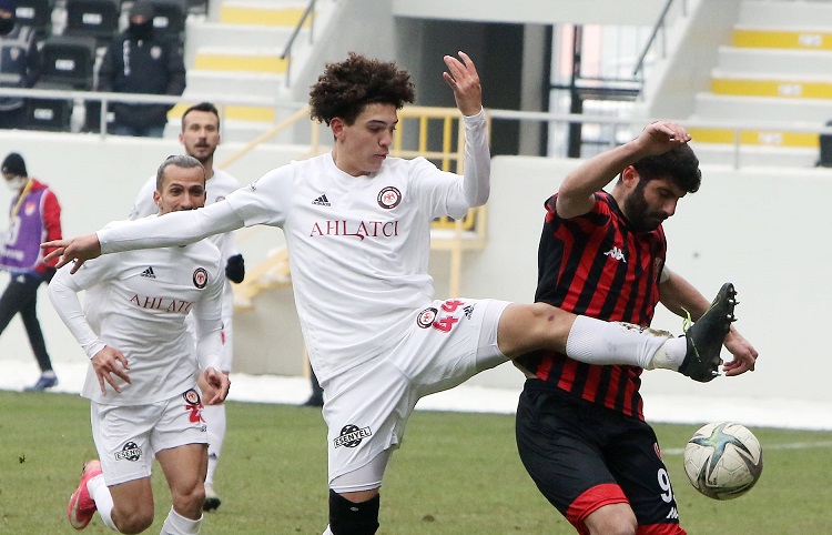 Çorumspor Turgutlu’ya patladı!