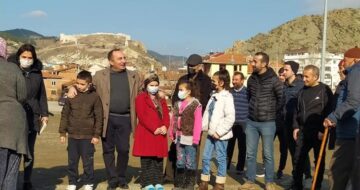 Erenler mahallesinde vatandaşı dinledi