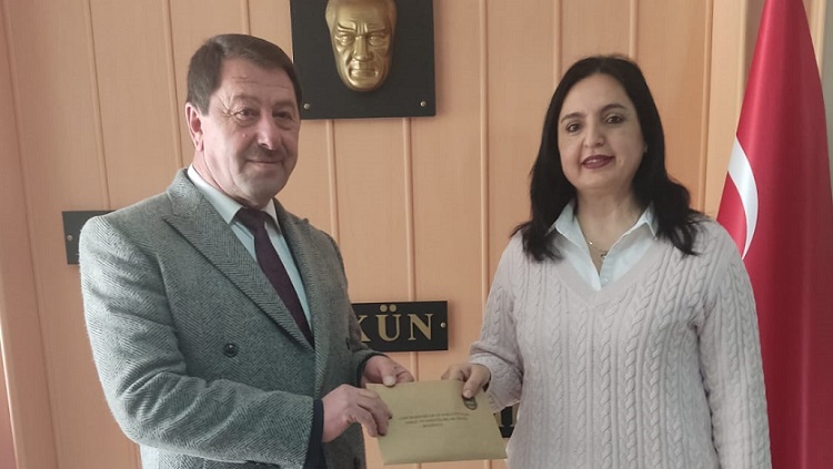 Tahsin Şahin mazbatasını aldı