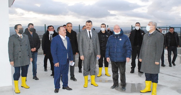 Vali Çiftçi’den Zanaatkarlara tebrik