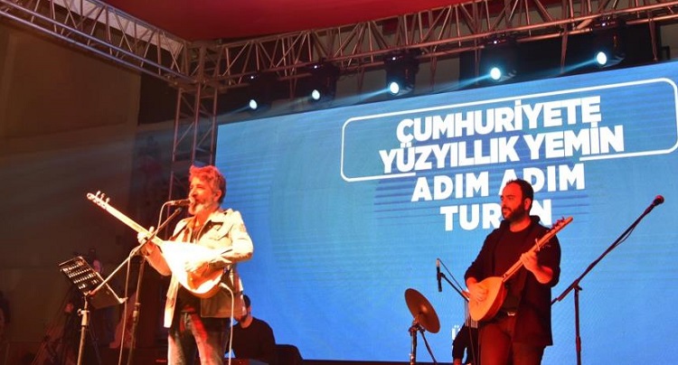 Ülkücüler Ali Kınık ile coştu