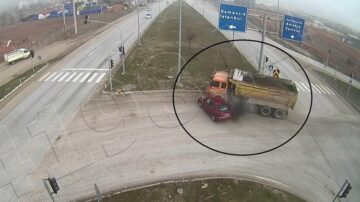 Ölümlü kaza kameralara yansıdı!