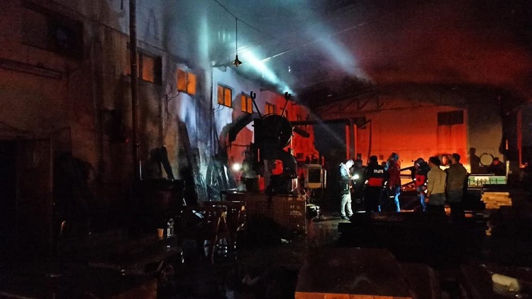 Kereste atölyesinde yangın çıktı