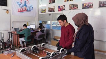 Ödüllü mucitler kolları sıvadı