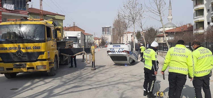 Çorum’da trafik otosu kaza yaptı