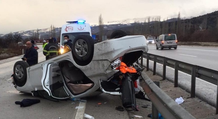 Kazada sürücü hayatını kaybetti