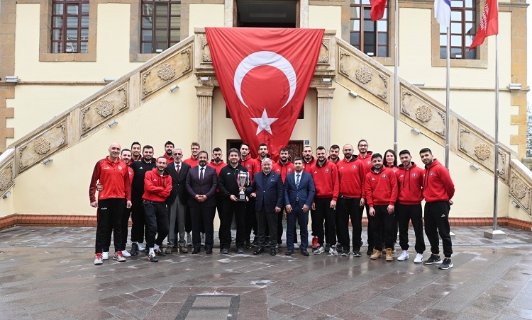 Voleybolda Çorum’un gururu oldular