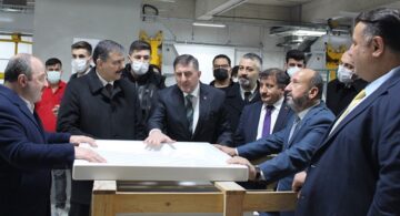 Bakan Ece’nin yeni tesislerini gezdi