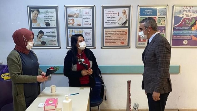 MHP’den sağlık çalışanlarına jest