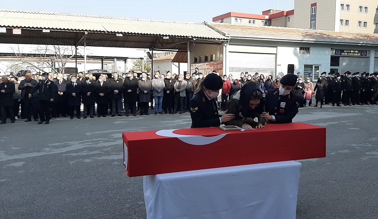 Çorum’da astsubaya hüzünlü veda!