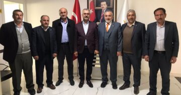 Başkan köy muhtarlarıyla görüştü