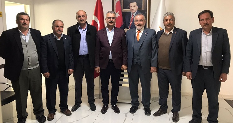 Başkan köy muhtarlarıyla görüştü