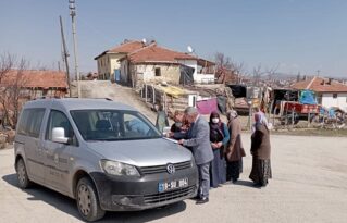 Gıda yardımları ulaştırılıyor